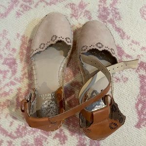 Vince Camuto Breshan sandal espadrilles. Size 7